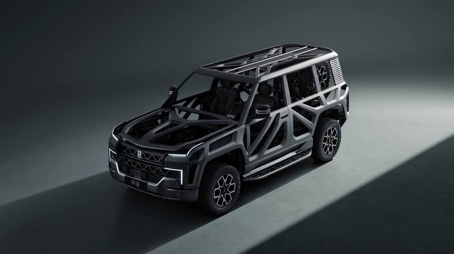 广州130仰望U8硬派越野的科技魅力，国能汽车对传统燃油车市场的冲击